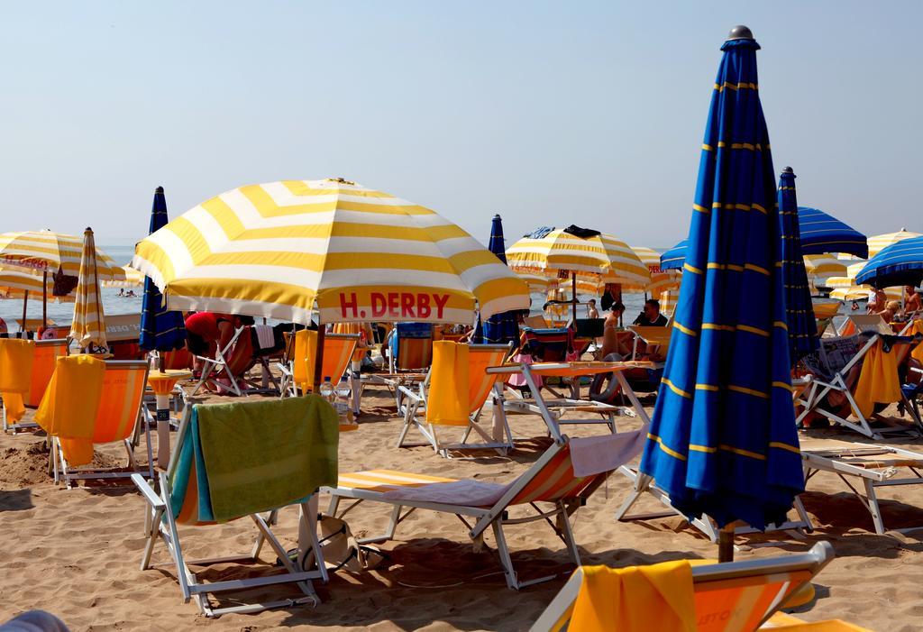 Hotel Derby S Lido di Jesolo Exteriör bild